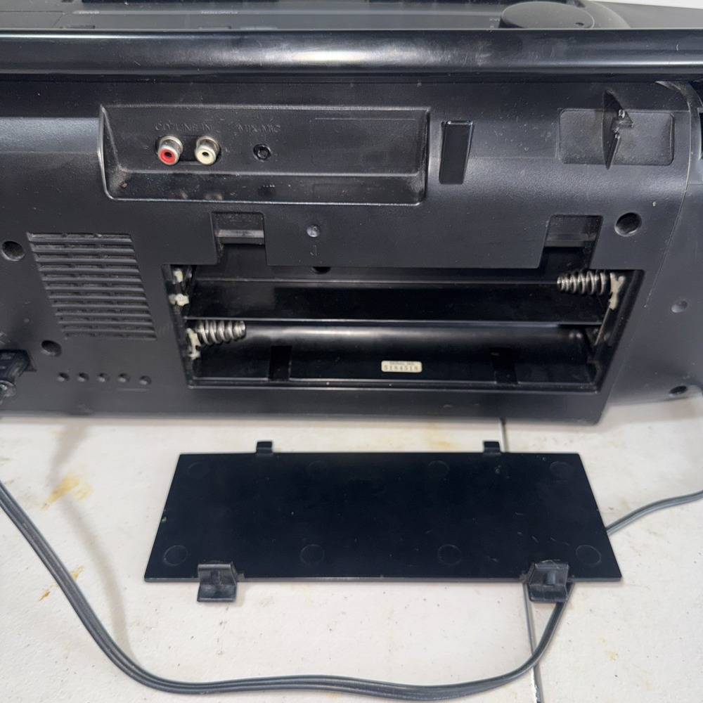 Sony CFS-DW34 Radio-Cassette Recorder Mega Bass‎ CD Line Dubbing EXCELLENT NICE - Picture 11 of 12
